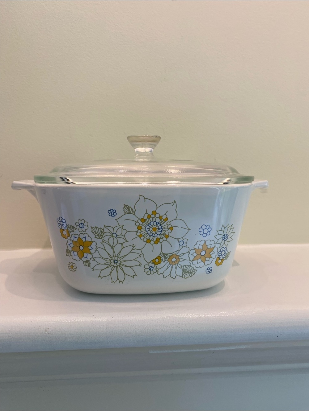 Vintage 70’s Corning Ware Floral Bouquet 1-3/4 quart casserole Dish with lid